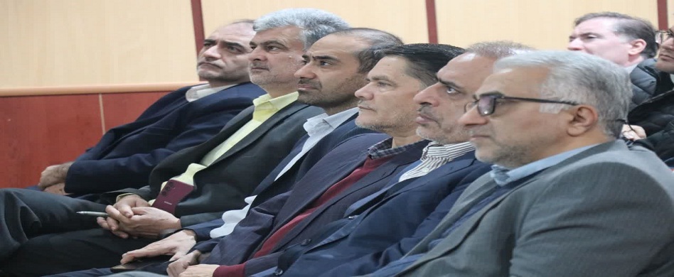 حضور دکتر نظری در جلسه بررسی احداث پست برق فشار قوی منطقه طرود و معلمان 